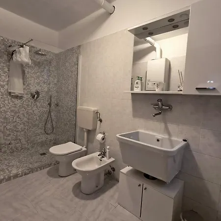 La Tana Del Bianconiglio Lägenhet Parma