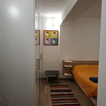 Apartament La Tana Del Bianconiglio Parma