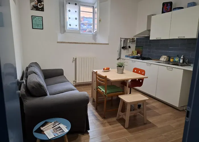 La Tana Del Bianconiglio Apartament *